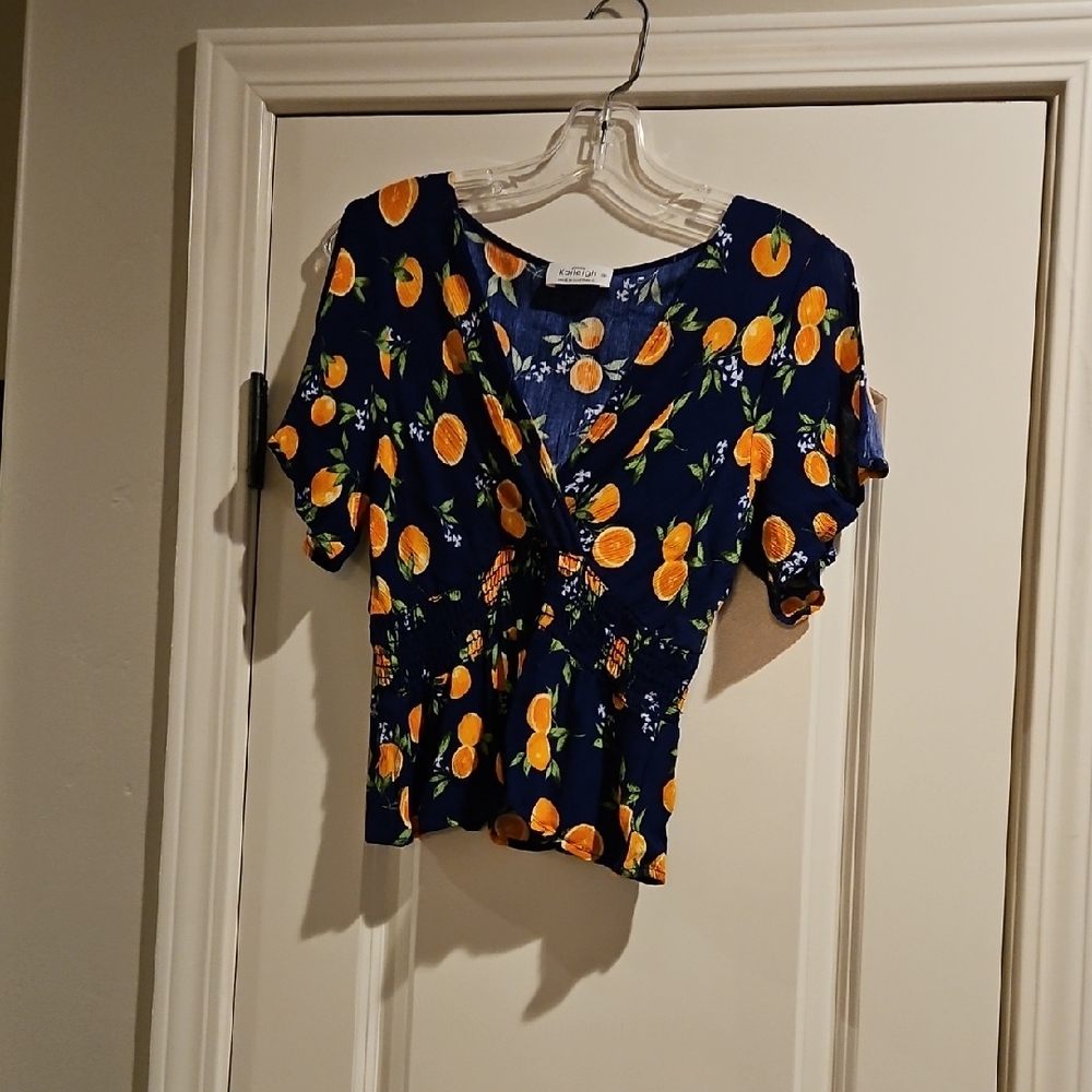 Forever 21 Blue and Orange Puff Sleeve Crop Blouse